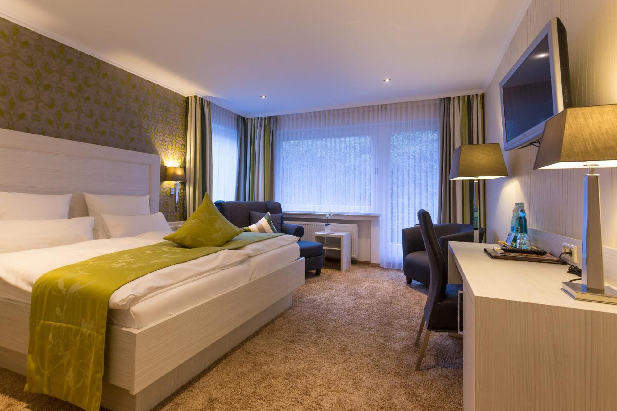 Hotel Garni Fuerst Von Waldeck فيلنغن المظهر الخارجي الصورة