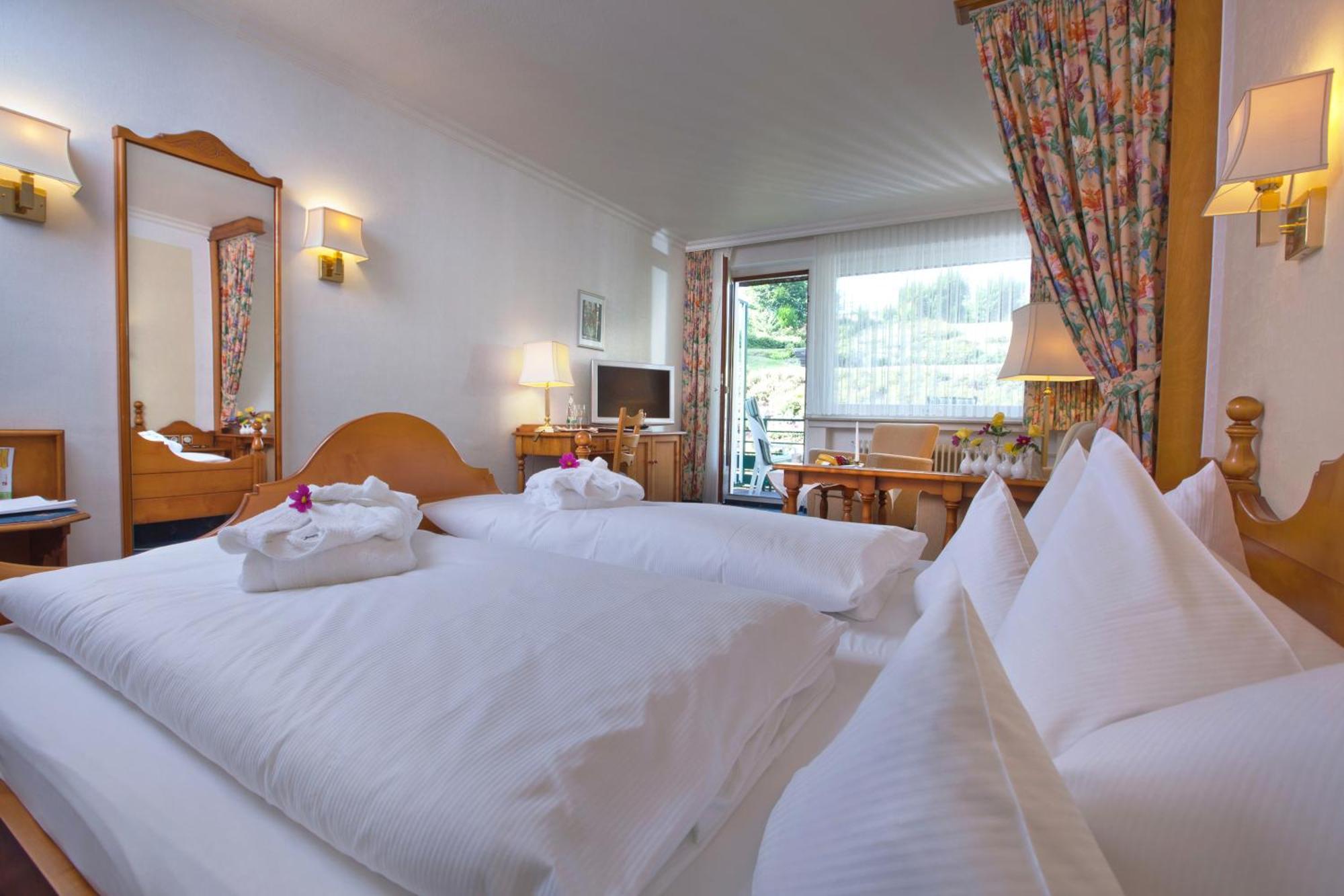 Hotel Garni Fuerst Von Waldeck فيلنغن المظهر الخارجي الصورة